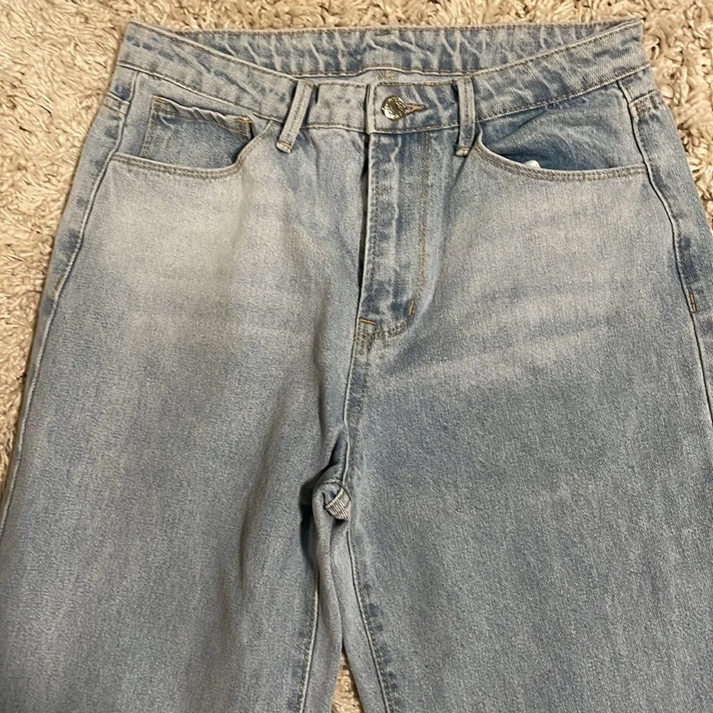 SHEIN High Waisted Wide-Leg Jeans - Picture 2 of 7